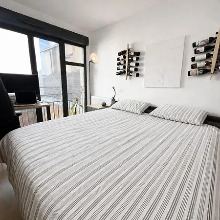 Cozy With Eiffel View, 14 Appartement
